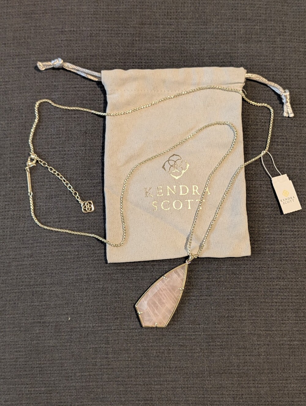 NWT Kendra Scott Carole Gold-Tone Necklace with Rose Quartz Pendant